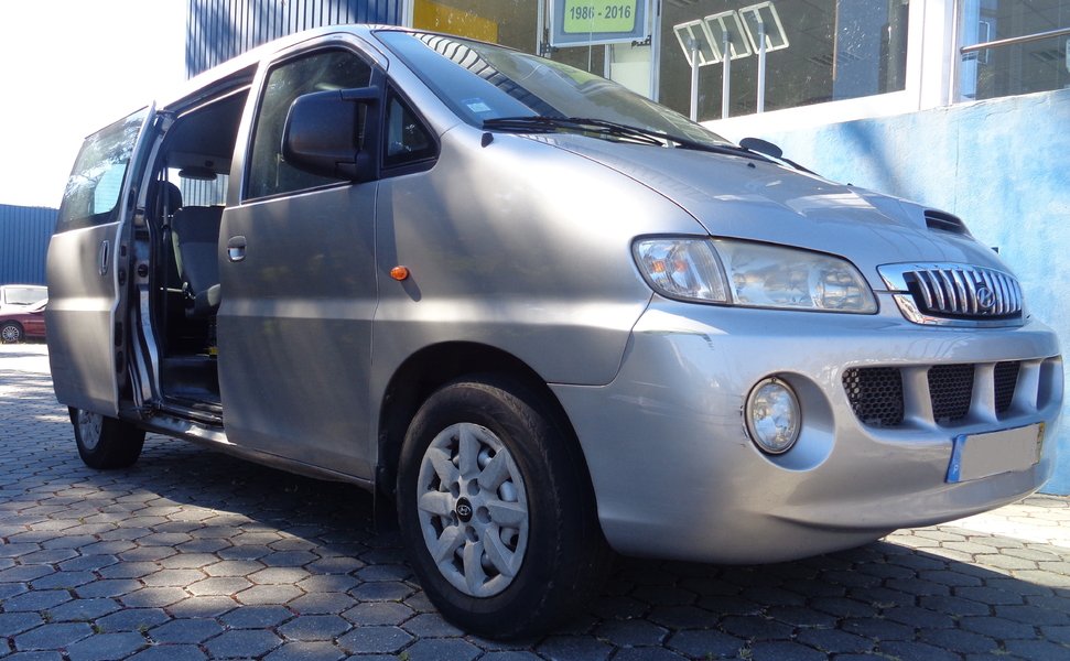 HYUNDAI H-1